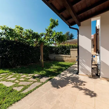 Holiday home Malama 39 *